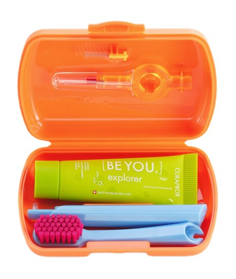 Набор для ухода за зубами в дорогу Curaprox Be You